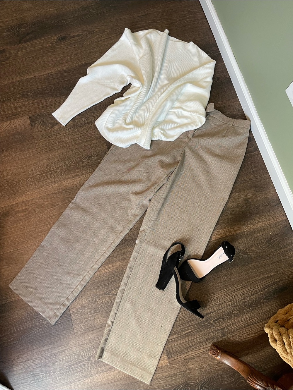 White Stag Taupe Plaid Straight-Leg Trousers